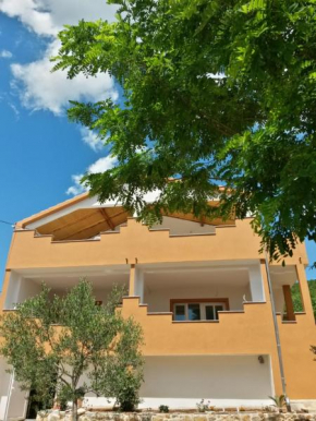 Гостиница Apartments 4M  Горни-Карин